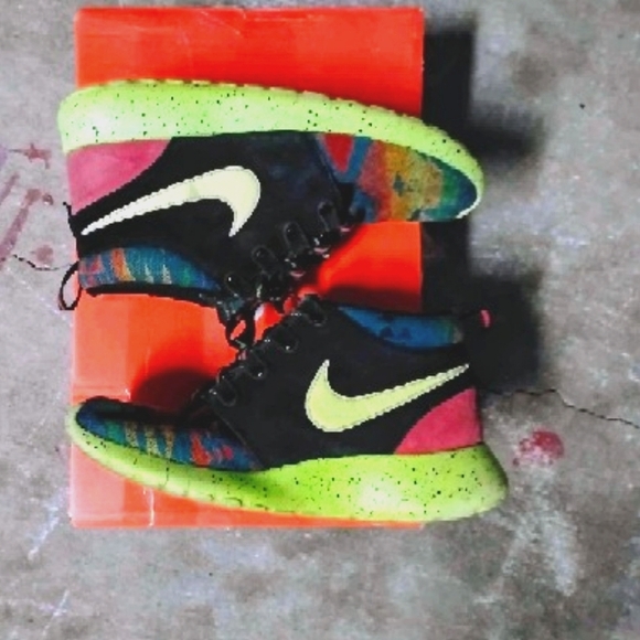 Rare Vintage Nike Roshe Flyknit Aztec Print Wool Sneakers 5.5Y (W7)